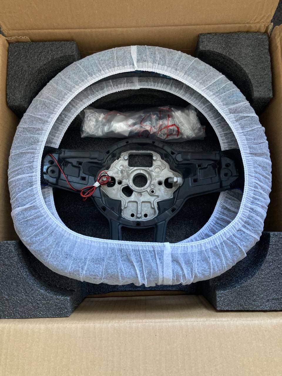 VW Golf MK7 / MK7.5 Carbon Fibre LED Steering Wheel - Blue Stitching - Brand New - TTPlugUK